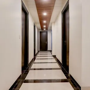 Super Townhouse Rohini Sector 18 Formerly Relic Hotel Delhi (National Capital Territory of India)